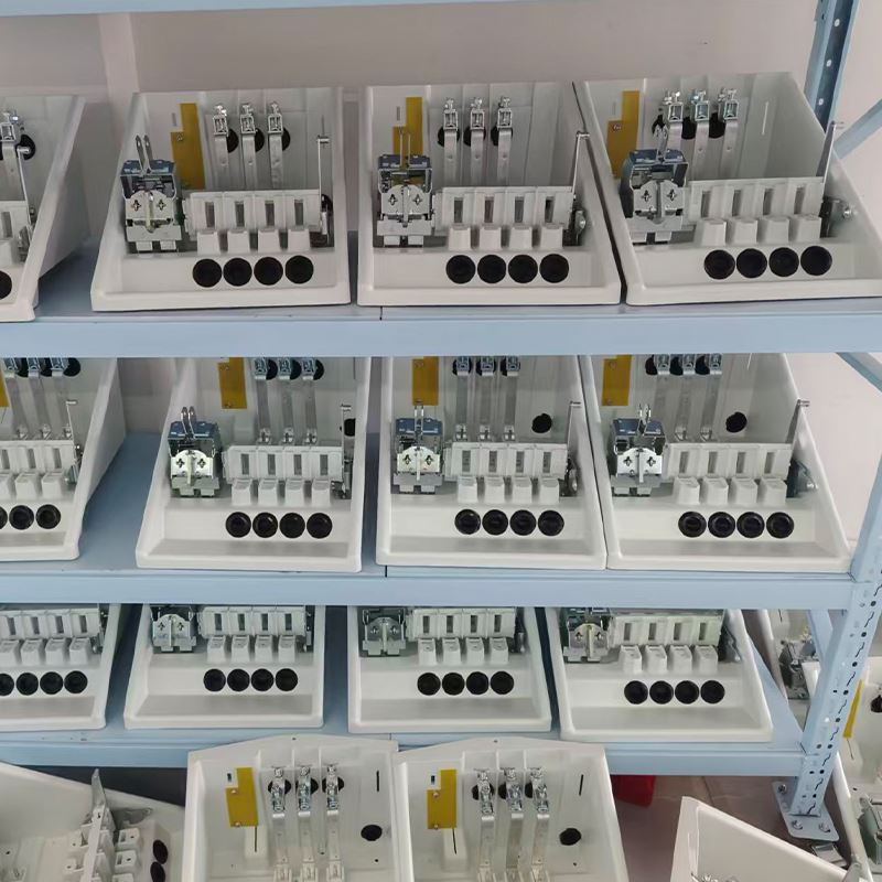 Pole Mounted Circuit Breaker manufacturers